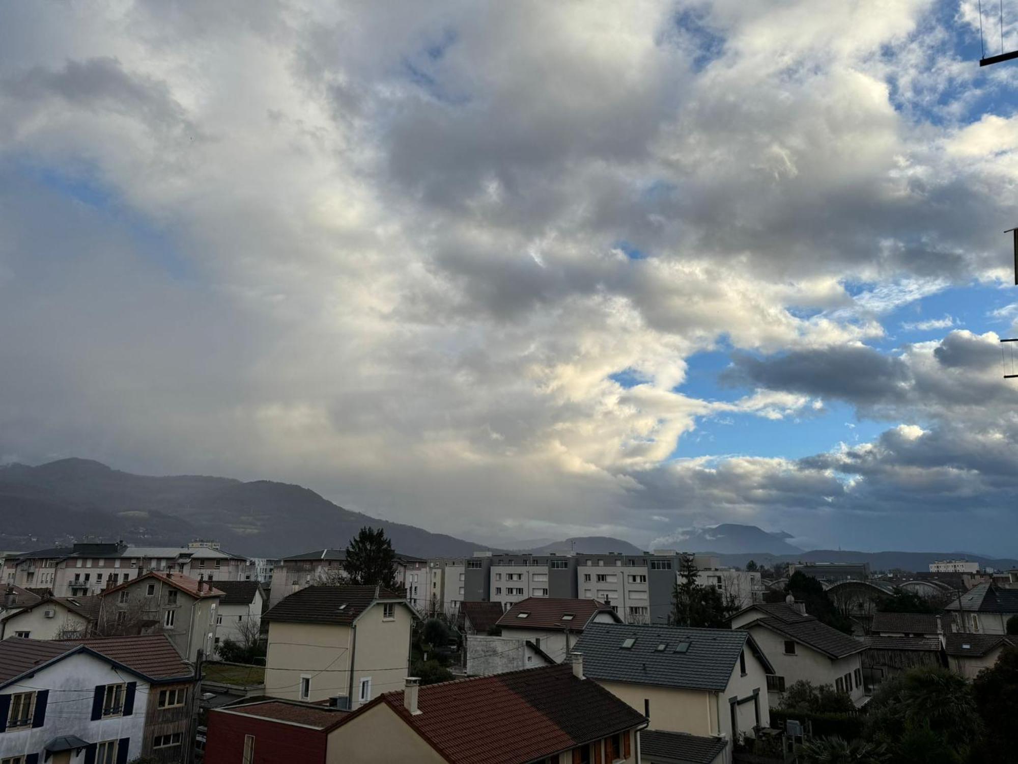 Appartement Proche Grenoble Centre Et Campus Saint-Martin-dʼHères Екстериор снимка